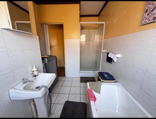 2 BEDROOM TOWNHOUSE FOR SALE IN NAVALSIG